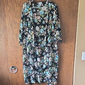 Lightweight Floral Kimono